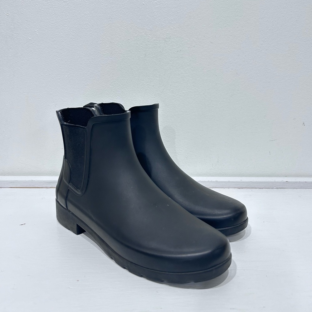 Hunter Women's‎ Black Refined Chelsea Rain Boots Shoes Size 6